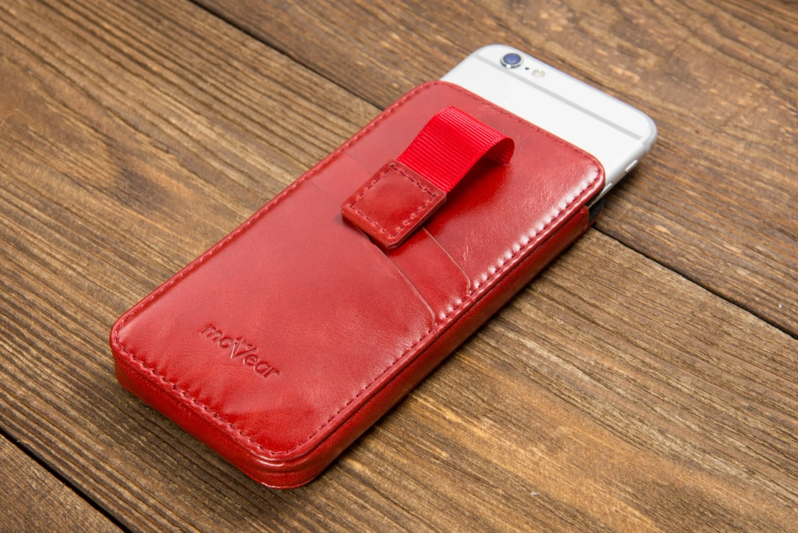 moVear pocketCase C+ Slide in leather Bag Pouch for Apple iPhone 13 Mini / 12 Mini / SE 2020 / 8 / 7 / 6 | Vintage leather (Red)