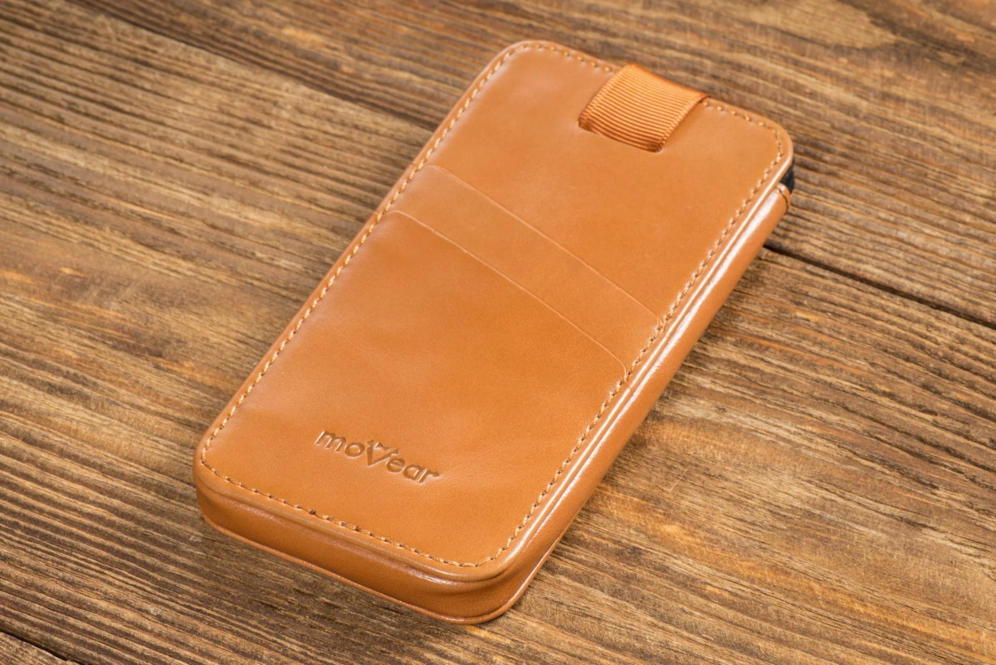 moVear pocketCase C+ Einschubtasche aus Leder für Apple iPhone 16/15/14/13, 12/11 Pro, Xs/X | Vintage Leder (Hellbraun)