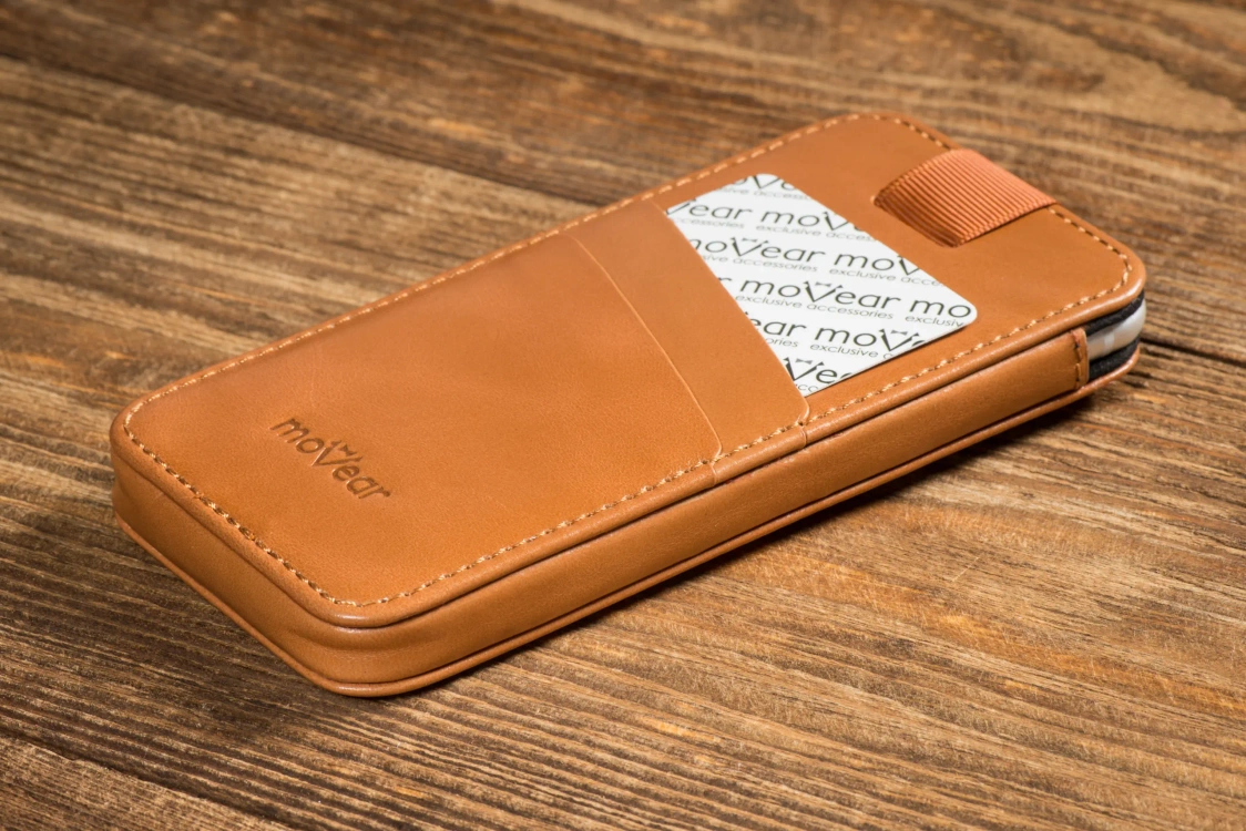 moVear pocketCase C+ Slide in leather Bag Pouch for Apple iPhone 16/15/14/13, 12/11 Pro, Xs/X | Vintage leather (Light Brown)