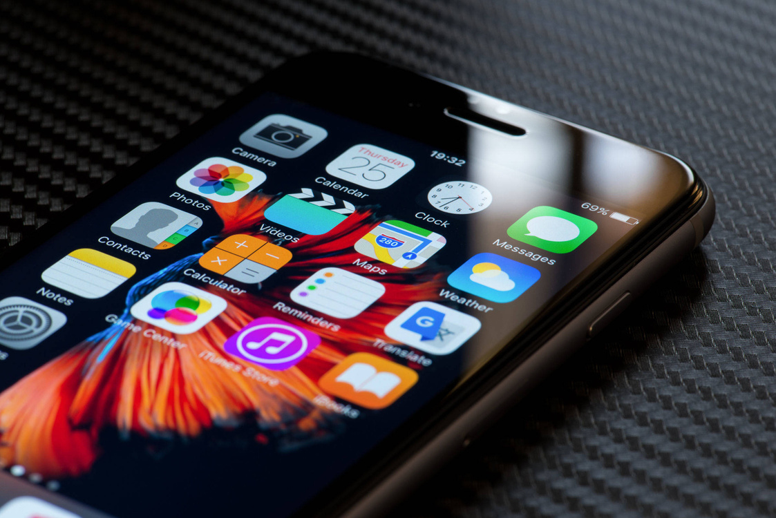 moVear GLASS mSHIELD 3D PRO kompatibel mit iPhone 7 | Panzerglas Schutzfolie, Gehärtetes Glas vollständige Abdeckung, 9H