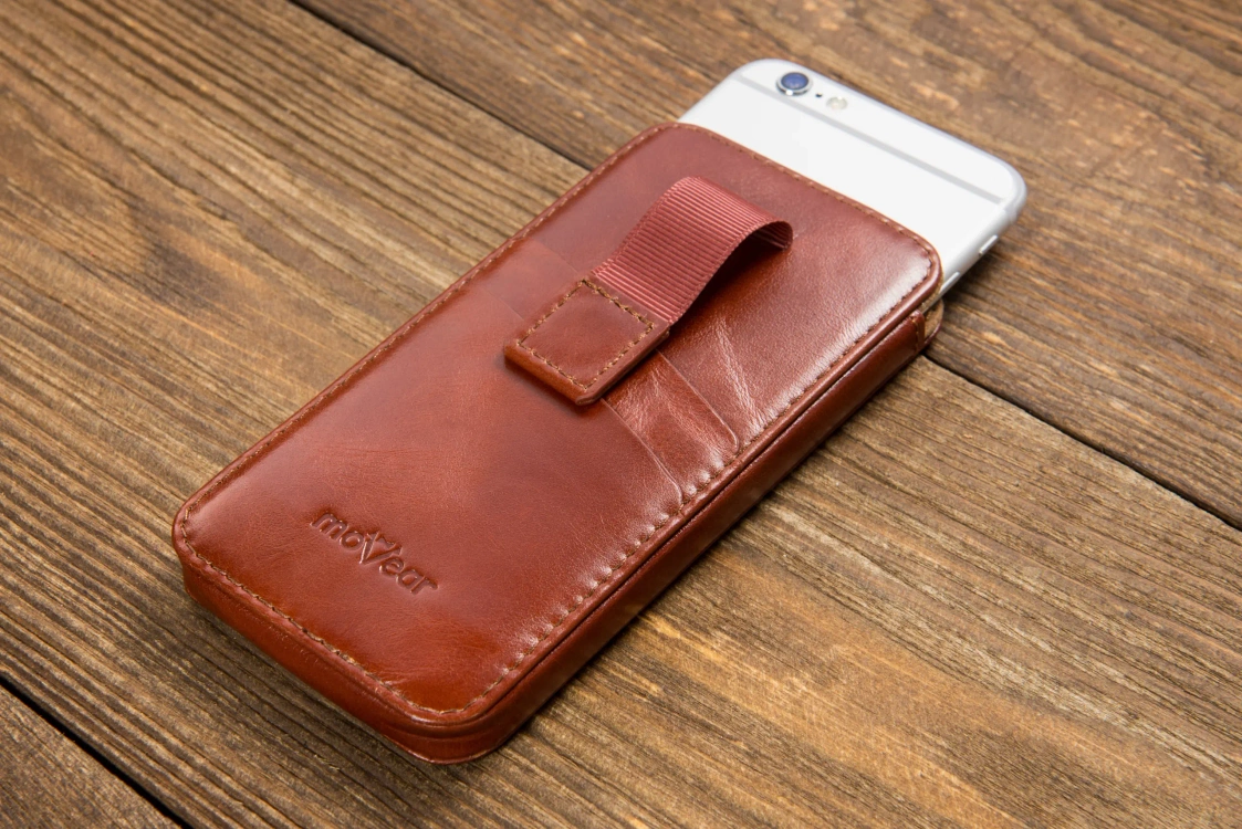 moVear pocketCase C+ Slide in leather Bag Pouch for Apple iPhone 13 Mini / 12 Mini / SE 2020 / 8 / 7 / 6 | Vintage leather (Brown)