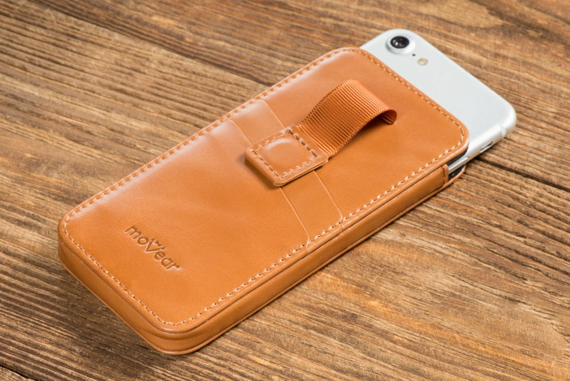 moVear pocketCase C+ Slide in leather Bag Pouch for Apple iPhone 13 Mini / 12 Mini / SE 2020 / 8 / 7 / 6 | Vintage leather (Light Brown)
